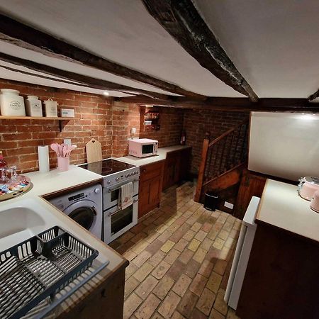 Two Bedroom Grade Ll Cottage At Az Luxury Stays Honey Horsefield With Wifi And Free Parking Hundon Экстерьер фото