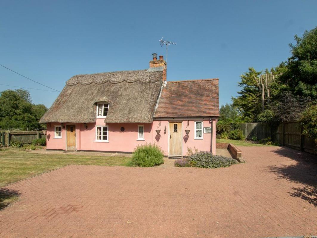 Two Bedroom Grade Ll Cottage At Az Luxury Stays Honey Horsefield With Wifi And Free Parking Hundon Экстерьер фото