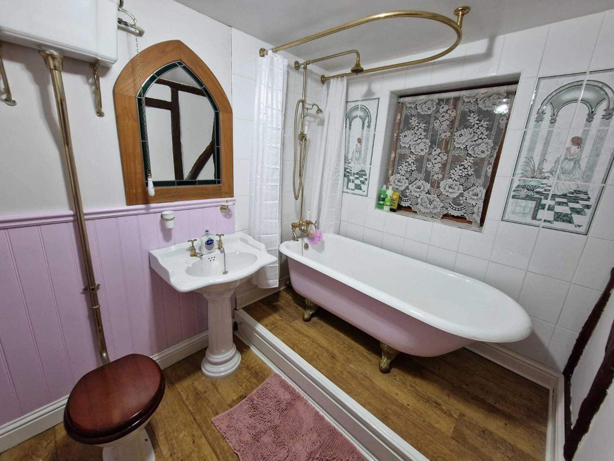 Two Bedroom Grade Ll Cottage At Az Luxury Stays Honey Horsefield With Wifi And Free Parking Hundon Экстерьер фото